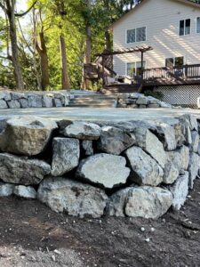 Rock retaining wall