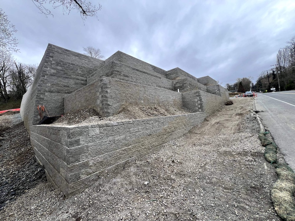 Reinforced wall installation.