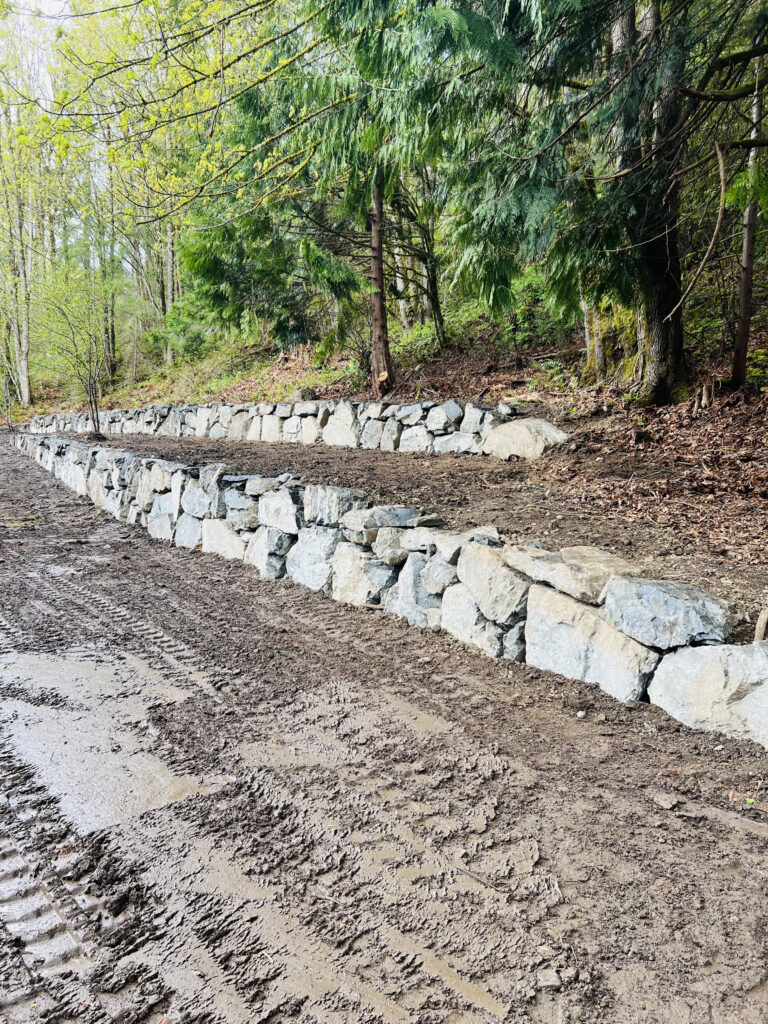 Issaquah-WA-tiered-rock-retaining-wall-slope-project