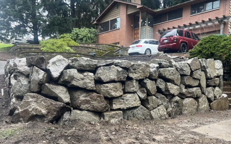 Rockery wall in the front yard of a home in Federal Way, WA.
